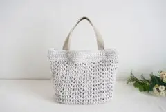 2色引き揃えのトートバッグ