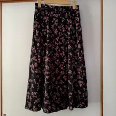 GU フラワープリント フレアロングスカート