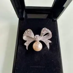 リボン型ブローチ パール付き