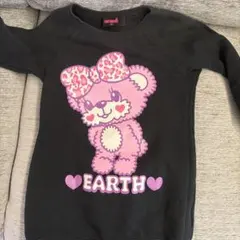 タイムセール中☆EARTH MAGIC ブラックトレーナー 130