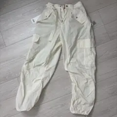新品・ほぼ未使用　AZULbymoussyアイボリー カーゴパンツウエストベルト