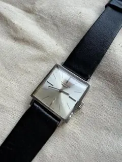 LONGINES ロンジン スクエア 手巻き 腕時計 ヴィンテージ 稼働品のサムネイル