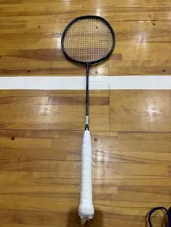 ボルトリックzフォース2 リンダンモデル　ホワイト　3UG5 YONEX（ヨネックス） YONEXバドミントンラケット ボルトリック Z