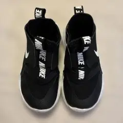 NIKE ブラック スリッポンスニーカー フレックスランナー