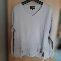 ★処分特価★＊HK WORKS LONDON＊淡いピンクのVネックセーター＊