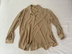 【GU】プリーツブラウス Mサイズ ベージュ系