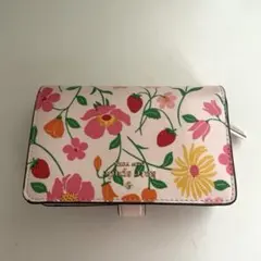 ケイトスペードニューヨーク花柄折り財布　難あり