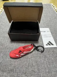 非売品☆adidas predator スパイク　キーホルダー　プチデター☆