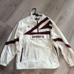 ⭐️ umbro ナイロンジップジャケット⭐️