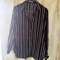 Lutique ストライプ柄 長袖シャツ ジップポケット付き