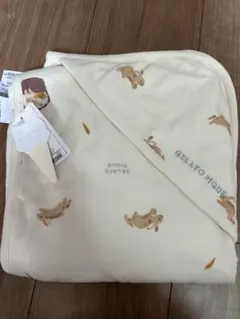 新品未使用　GELATO PIQUE うさぎ柄 ブランケットのサムネイル