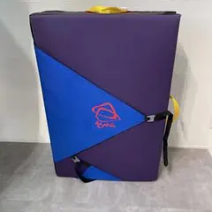 Item thumbnail for item 2732578c-c31a-4f26-b6c2-a2d527a21303