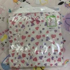 新品　西松屋　長袖パジャマ　年中素材　ハート総柄　120cm