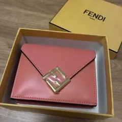 フェンディ FENDI 財布 三つ折り ミディアム FFダイヤモンド ミニ財布