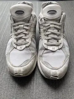 New Balance 2002R ホワイトスニーカー 27cm メンズ