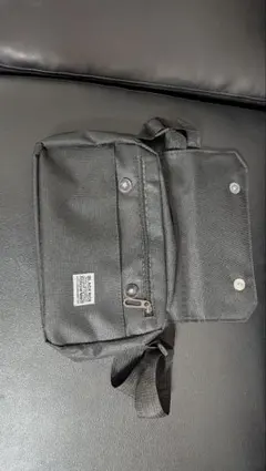 ブラック ナイロン ショルダーバッグ