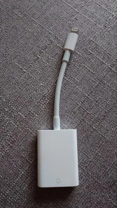 Apple純正　Lightning SDカードリーダー