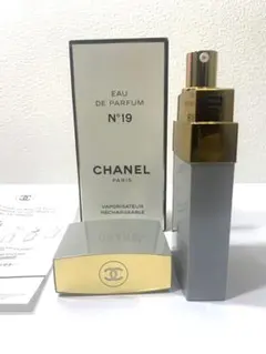 未使用 CHANEL シャネル N°19 EDP 香水 ヴァポリザター 50ml
