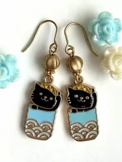 チェコビーズと湯呑みにゃんこピアスイヤリング409