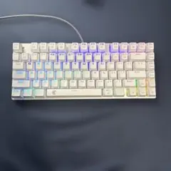 e元素ゲーミングキーボード メカニカル式 ホワイト 青軸