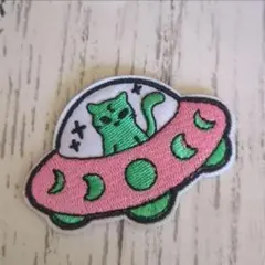 にゃんこ UFO 宇宙人(◥◣_◢◤) 猫 アイロンワッペン