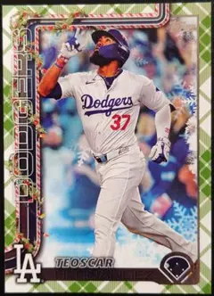 テオスカー ヘルナンデス Topps Holiday 2枚セット おまけ付き