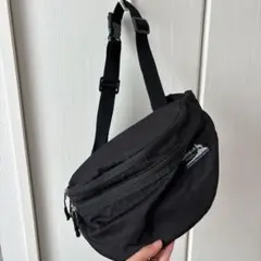 【お値下げ】ヘルスニット　ボディバッグ　ブラック　レディース　メンズ