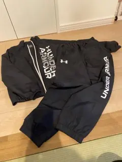 UNDER ARMOUR ウィンドブレーカー上下セット YMD 140サイズ