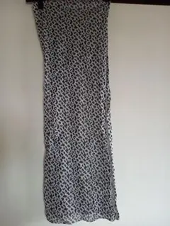 ヒョウ柄ストール　 黒とシルバー