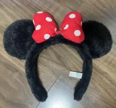 Item thumbnail for item c3596380-fc47-43f1-ba38-14730d1af952