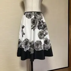 エムズグレイシー　　花柄フレアスカート　36 7号