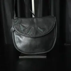 IBIZA イビサ ショルダーバッグ ブラック 猫モチーフ レザー シボ革 IBIZA イビサ ショルダーバッグ ブラック 猫モチーフ レザー シボ革