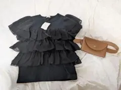 branshes フリルTシャツ　ウエストポーチのサムネイル