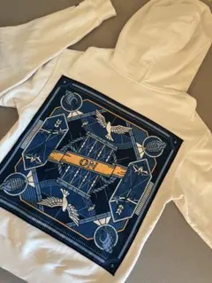 BTS ON フーディー Ｍサイズ