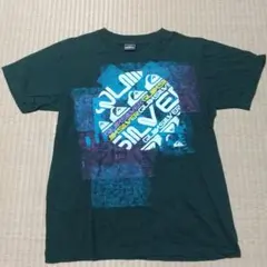 グリーン Tシャツ
