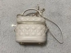 キルティング2WAYバニティバッグ　クリーム