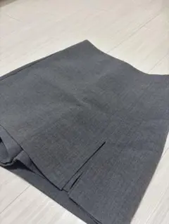ZARA グレー ミニスカート キュロットのサムネイル
