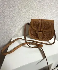 カービングレザーショルダーバッグ 70s 平成 森ガール