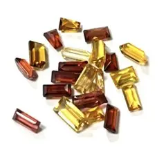 ジュエリーから外した物　黄色系　3.19ct