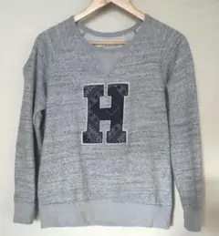 HERITAGE STONE グレー Hロゴトレーナー