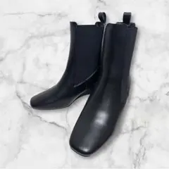 Item thumbnail for item cebfae37-cdce-4abf-9ec2-0536787e8532