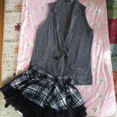 コムサcommecaグレーベストカジュアル系ゴシック系秋冬春柔らかい生地