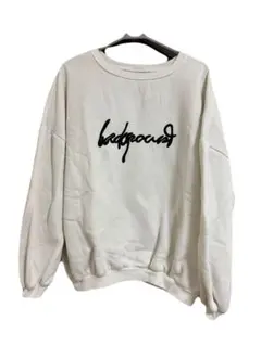 文字刺繍 オーバーサイズプルオーバー スウェット ホワイト SHEIN