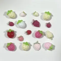 ネイルパーツ　デコパーツ　素材