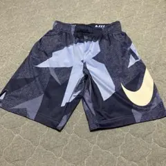 Nike Dri-FIT グラフィックハーフパンツ M