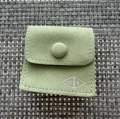 Van Cleef & Arpels 携帯用ジュエリーポーチ