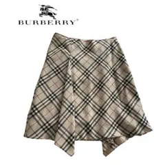 Burberry ノバチェック　スカート　フリル　アシンメトリー