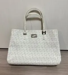FENDI ズッカ柄 トートバッグ ホワイトのサムネイル