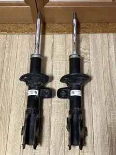 スバル サンバー 純正 KV3 フロントサスペンション ストラット 左右
