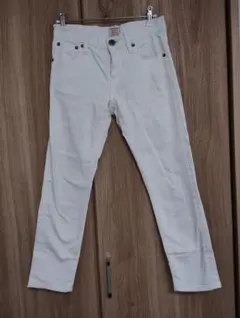 23区 denim ST-ROCH スキニーパンツ ホワイト白　デニムのサムネイル
